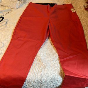 Brand New Old Navy Plus-Size 16 Capris Pants